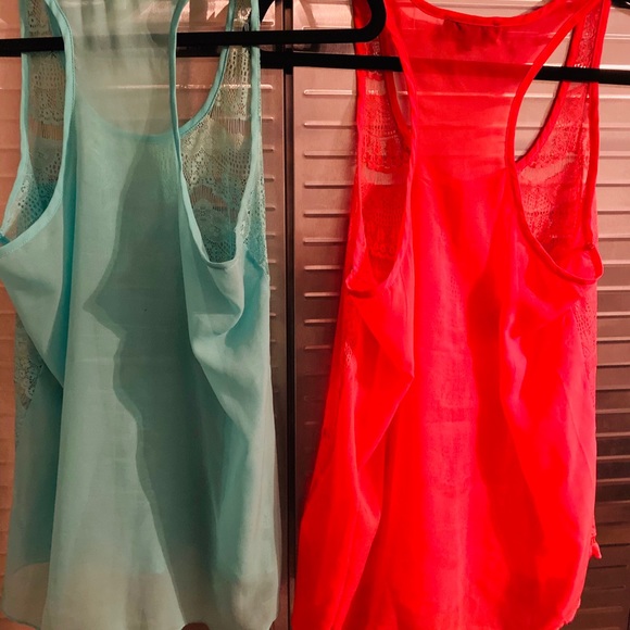 💙Dressy Tanks X2 bundle! Identical in diff colors - Picture 8 of 8